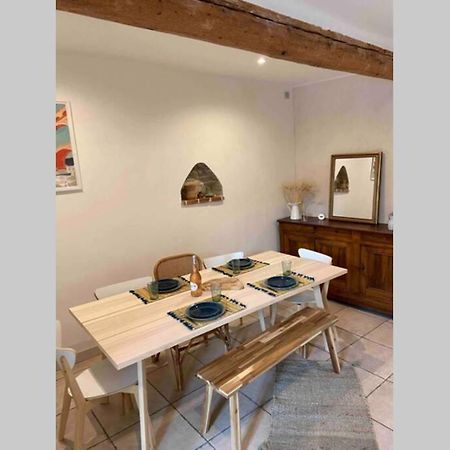Superbe appartement en pierre fraîchement rénové Bernis Esterno foto